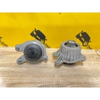 Подушка двигателя Mercedes Benz C205 W205 2016 a2052406617, a2052406717