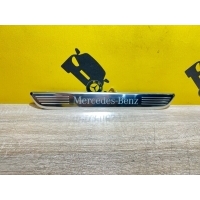 Накладка порога с подсветкой Mercedes Benz E213 W213 2019 a2056800735, а2056802335
