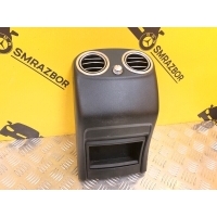 Дефлектор обдува салона Mercedes-Benz CLS C257 A2056800491, A 205 680 04 91, 2056800491, А2056800491