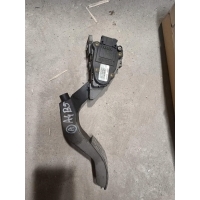 Pedał gazu potencjometr Audi A4 1.9 TDi 8D1721523