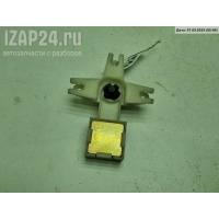 Кронштейн крепления Volkswagen Passat B5 1997 3b0839833