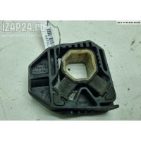 Кронштейн радиатора Volkswagen Passat B6 2006 1z0121367a