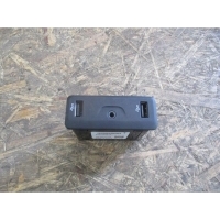 Разъем usb aux sd renault талисман megane iv 280239853r