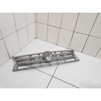 Решетка радиатора Renault Duster I 2010-2021 623825665R