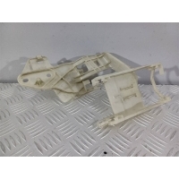 Кронштейн Volkswagen Touareg 2014 7P0837868A