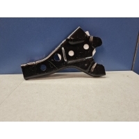 Кронштейн фары левый Toyota Hilux N125 2015- 53276KK010
