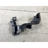 Кронштейн передней панели Kia Ceed 2 2012-2018 64156A2000