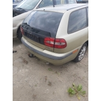 Крышка багажника багажника volvo v40