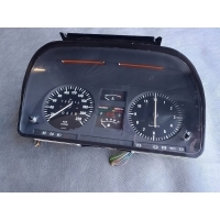 Спидометр часы bmw 5 e28 бензин 518i 1369711 1369711.9 оригинал vdo европа