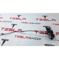 замок двери передней правой Tesla Model S 2016 1039668-00-B,6008912-00-C,6006555-00-C