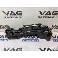 Домкрат Volkswagen Teramont 2019 3QF011031A