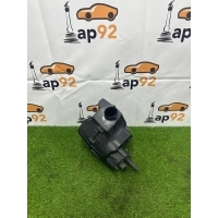 Корпус воздушного фильтра Audi A8 D4 2016 4H0133824AB, 057906461J
