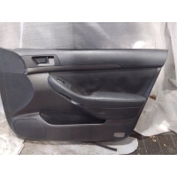 Toyota avensis t250 2004 дверные панели дверь