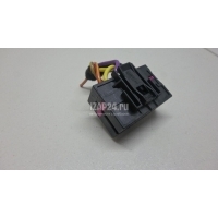 Разъем VAG Jetta 2019 4B0973721
