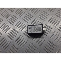 PRZEKAŹNIK SERVOTRONIC AUDI A6 C5 2.4 4B0907307