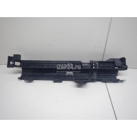 Кронштейн радиатора BMW 3-serie G20/G21 2018 17118666839