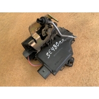 Замок двери передней правой Audi A6 C5 (S6,RS6) 1998 4B1837016B