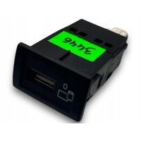 MERCEDES W213 PORT USB 2138203200 @M