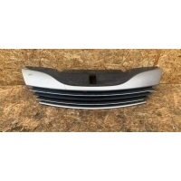 Решетка радиатора Renault Laguna 2 2002 8200012581