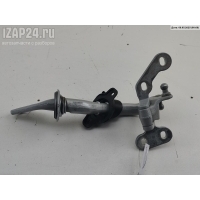 Петля крышки (двери) багажника Лев. Mercedes W251 (R) 2008 A2517400337