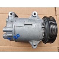 Компрессор кондиционера Renault Scenic 2 2006 8200470242