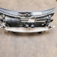 AUDI A6 C6 2.0 TFSI PAS PRZEDNI KOMPLET CHŁODNIC 8K0010520A