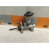Цилиндр сцепления главный Toyota Land Cruiser J80 3141060372