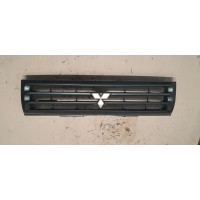 Mitsubishi oe mr339275 pajero pinin решетка радиатора радиатора