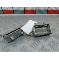 Петля крышки (двери) багажника Kia Carnival_(Sedona) 2 (VQ) (2006-2014) 2006