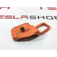 Заглушка Tesla Model S 2016 1007972-00-B,6009190-00-C