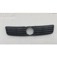 Решетка радиатора Volkswagen Passat B5 1998 3B0853353C