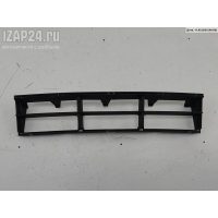 Решетка (заглушка) в бампер Перед. BMW 5 E39 (1995-2003) 2001 8235671