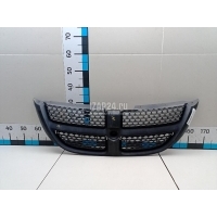 Решетка радиатора Chrysler Voyager/Caravan (RG/RS) (2000 - 2008) 4857296AA