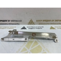 Кронштейн крыла Lada Granta 1 2190 до Рестайлинг 2011-2018 8450104278