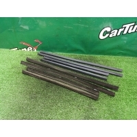 Бархотки стекол Mercedes-Benz E S210 2001 A2107250265