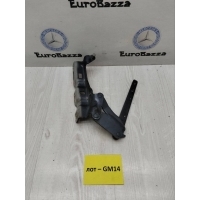 Петля капота правая Mercedes W209 Mercedes W209 CLK 2002-2009 A2038800428
