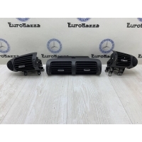 Дефлекторы обдува салона Mercedes W203 Mercedes W203 C 2000-2007 A2038302254