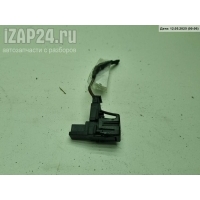 Выключатель концевой (концевик) Volkswagen Passat B6 2008 3d0947561b