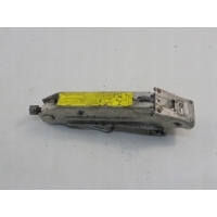 AUDI A3 8L LEWAREK PODNOŚNIK SAMOCHODOWY 8L0011031A