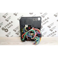 Блок предохранителей под капот Nissan Juke YF15 2011 284B71KA2D