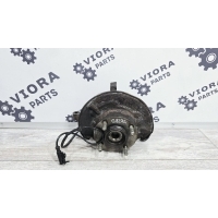 Кулак поворотный Mitsubishi Colt Z34A 2005 MN102067