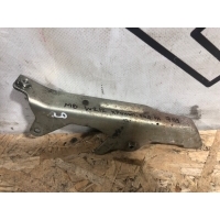 Кронштейн радиатора Mercedes-Benz E-Class W212 A6510901027