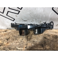 Кронштейн бампера Mercedes-Benz C-Class w205 А2058850365