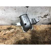 Кронштейн Mercedes-Benz E-Class W212 А6510981739