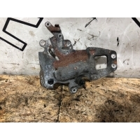 Кронштейн Mercedes-Benz Gla-Class X156 А6510901641