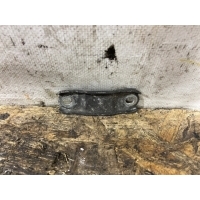 Кронштейн Mercedes-Benz E-Class W212 A6512910040