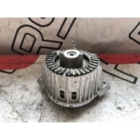 Подушка двигателя Mercedes-Benz CLS-class W218 A2122406417