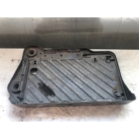 Подставка под аккумулятор Mercedes-Benz A-Class W176 A2465460078