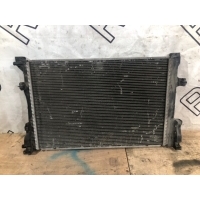Радиатор охлаждения двигателя Mercedes-Benz A-Class W176 A2465001303