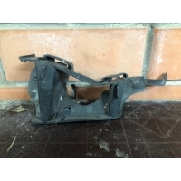 Кронштейн бампера Opel Astra J 13266741